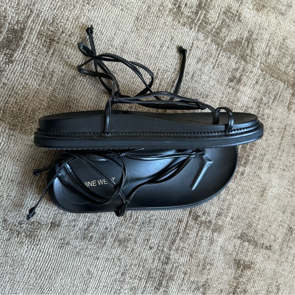 Nine West Sarest Ankle Tie Platform Sandal | Black | size 8 - Picture 2 of 8